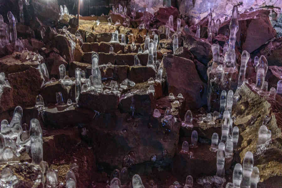 Islandia 119 - Raufarhólshellir - túnel de lava.jpg